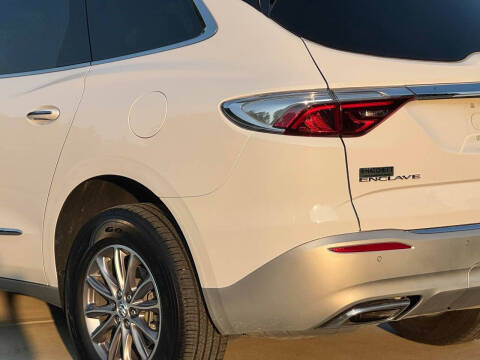2024 Buick Enclave Essence