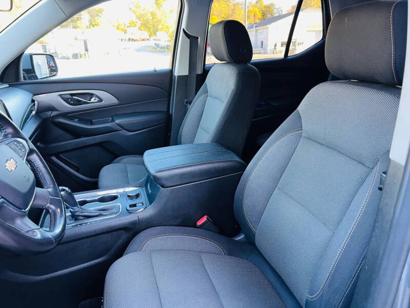 2019 Chevrolet Traverse LT Cloth