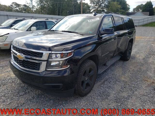 2016 Chevrolet Suburban LS's photo