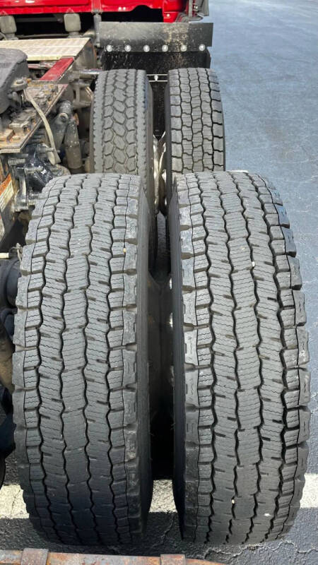 2021 Freightliner Cascadia