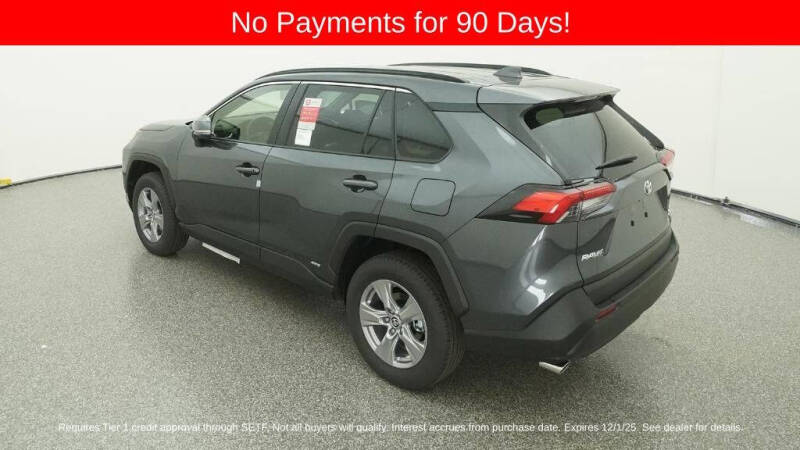 2025 Toyota RAV4 Hybrid XLE