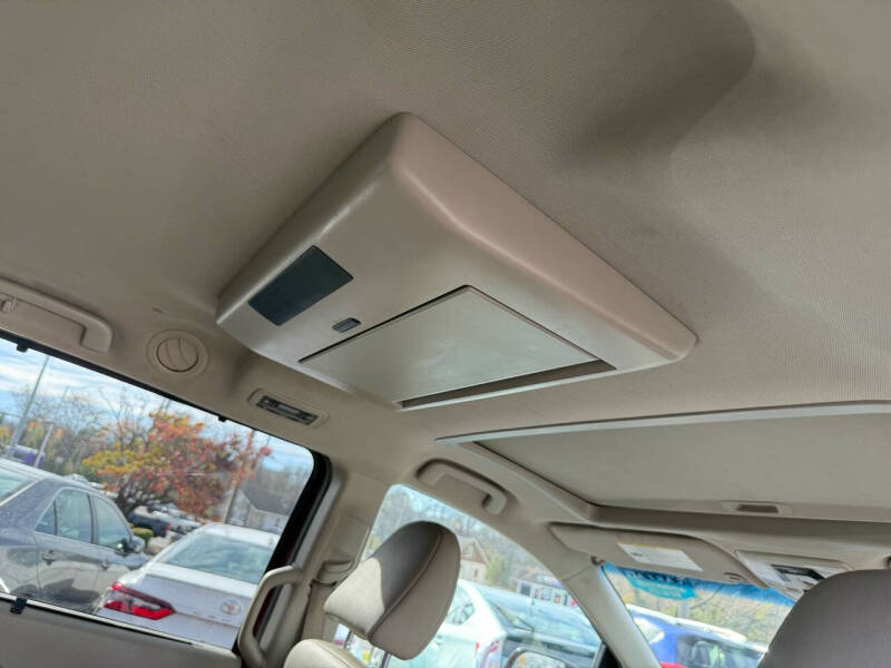 2015 Toyota Sienna XLE Premium 8-Passenger