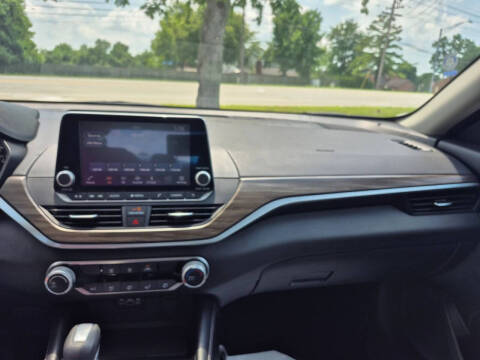 2023 Nissan Altima 2.5 SV