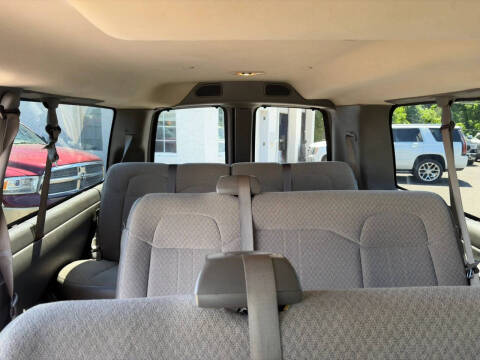 2017 Chevrolet Express LS 2500