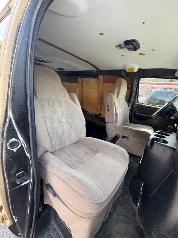 2003 Dodge Ram Van 1500