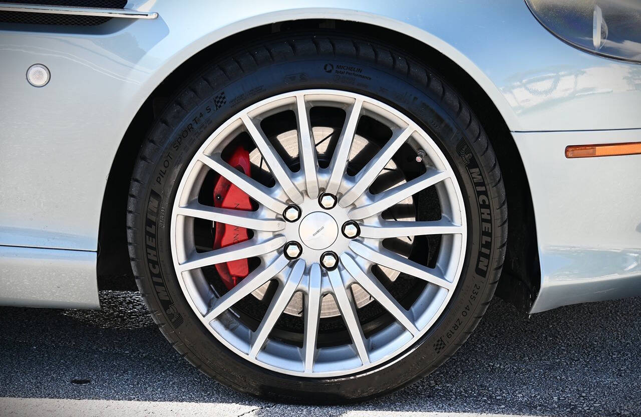 2005 Aston Martin DB9 33