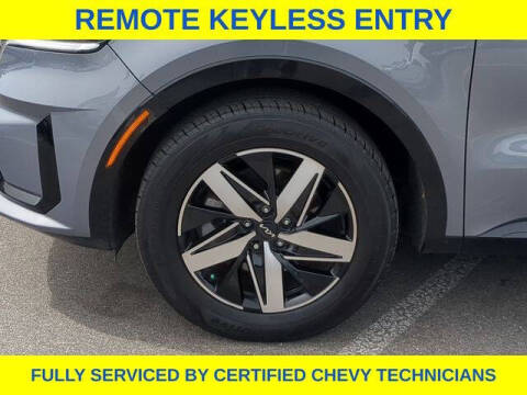 2023 Kia Sorento S