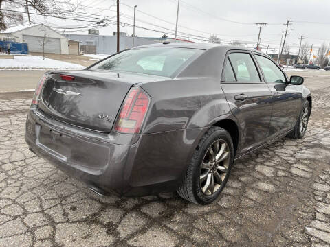 2014 Chrysler 300 S