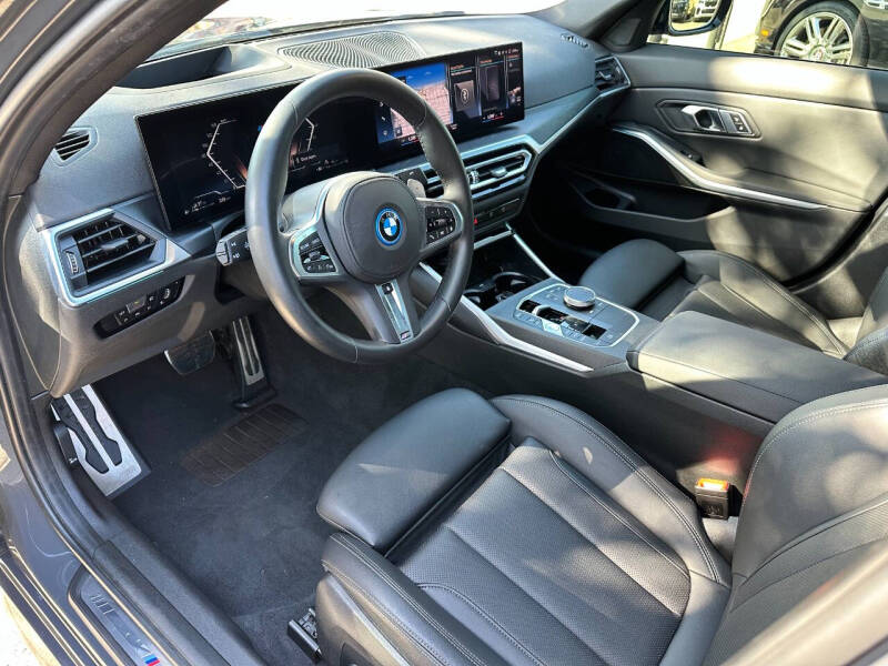 2023 BMW 3 Series 330e