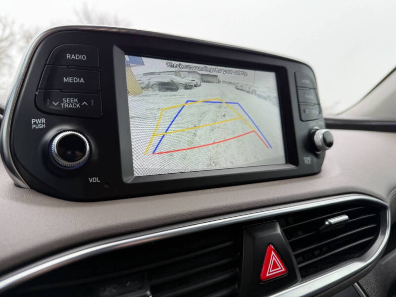 2020 Hyundai Santa Fe SE