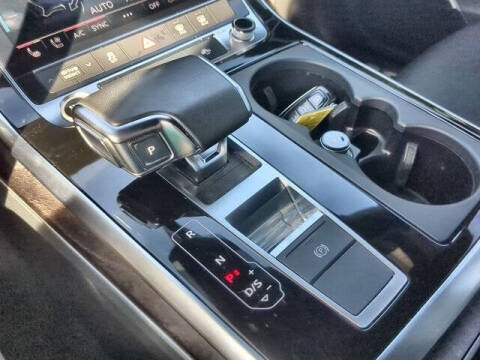 2021 Audi Q8 quattro Premium Plus 55 TFSI