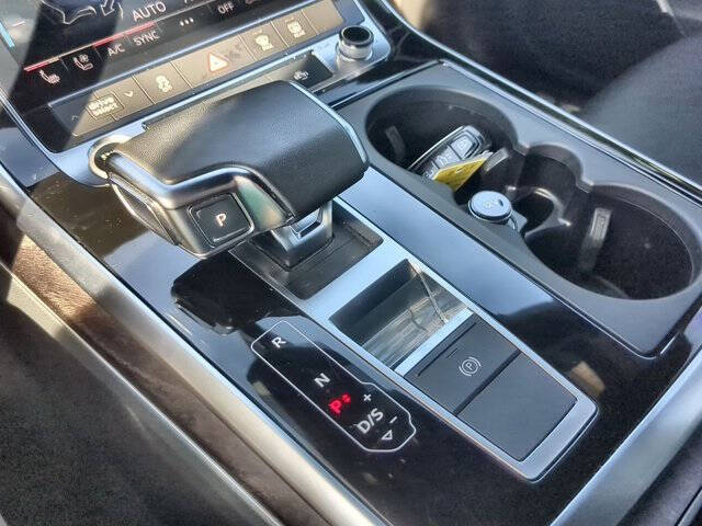 2021 Audi Q8 quattro Premium Plus 55 TFSI