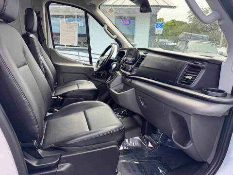 2024 Ford Transit 250