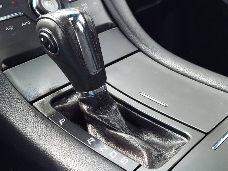 2015 Ford Taurus SEL