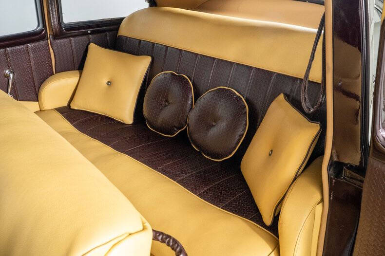 1940 Lincoln Zephyr