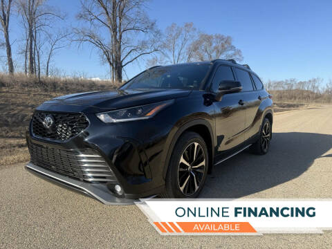 2021 Toyota Highlander for sale at RUS Auto in Shakopee MN