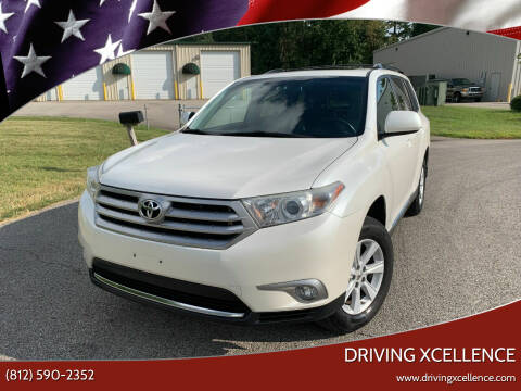 2013 Toyota Highlander for sale at Driving Xcellence in Jeffersonville IN