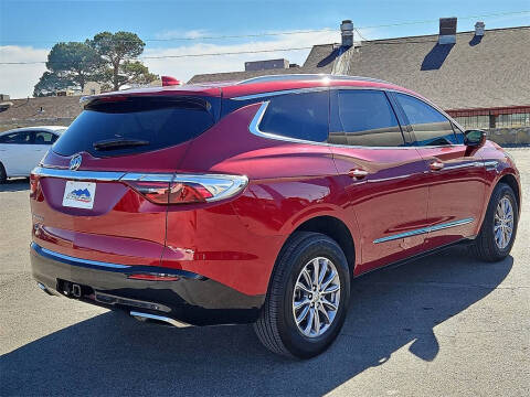 2024 Buick Enclave Essence