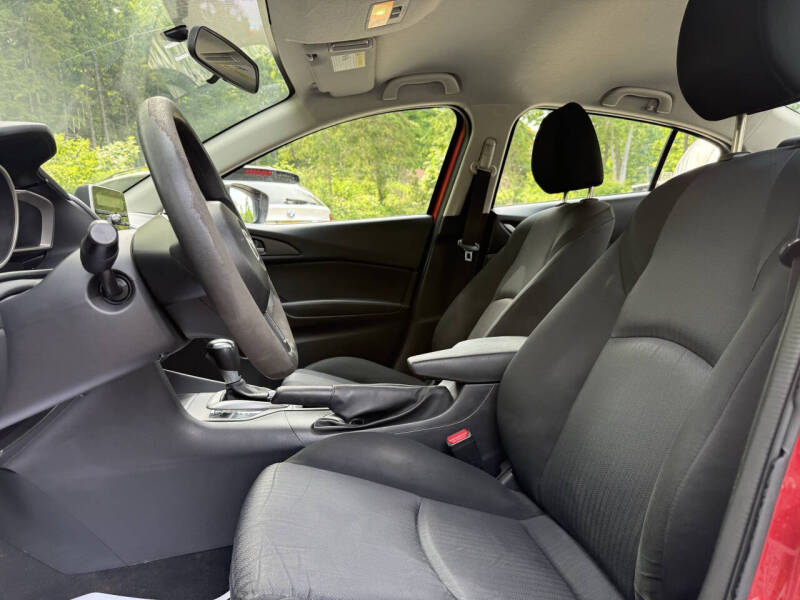2015 Mazda MAZDA3 i SV
