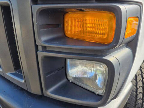 2011 Ford E-Series E-250