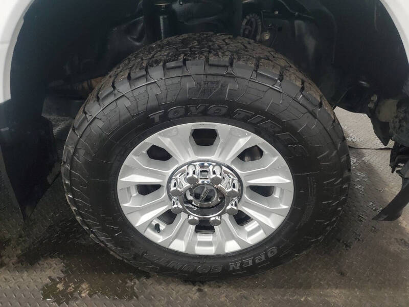 2022 Ford F-350 Super Duty XLT