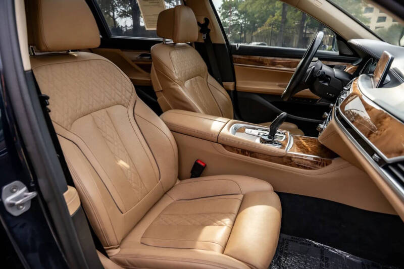 2019 BMW 7 Series 750i