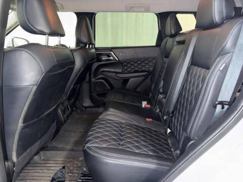 2022 Mitsubishi Outlander SEL