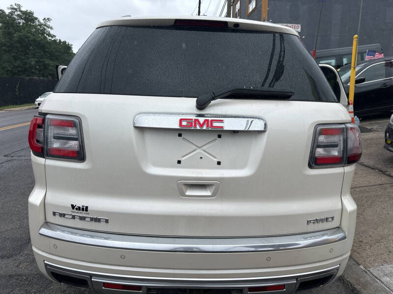 2013 GMC Acadia Denali