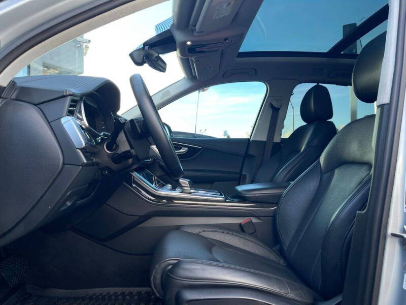 2023 Audi Q7 quattro Prestige 55 TFSI