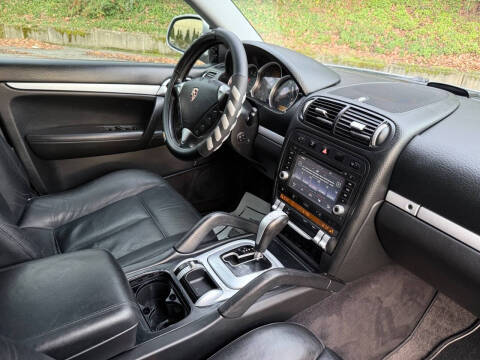 2005 Porsche Cayenne S
