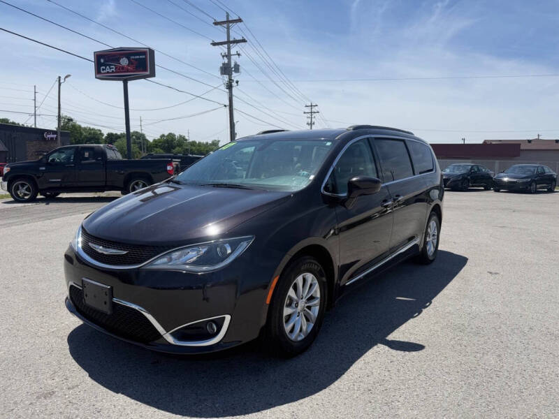 2017 Chrysler Pacifica Touring Plus