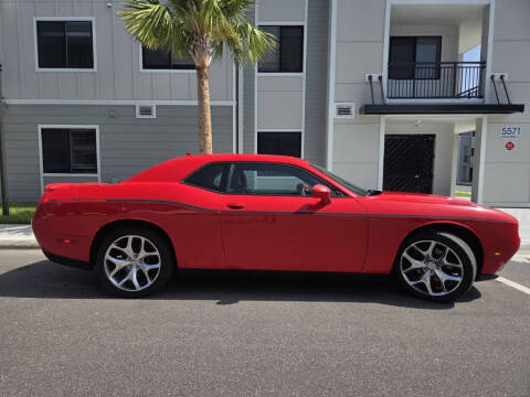 2015 Dodge Challenger SXT Plus