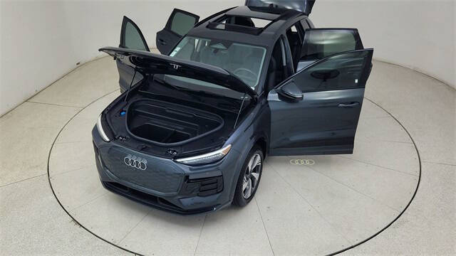 2025 Audi Q6 e-tron quattro Premium Plus