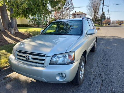 2005 Toyota Highlander for sale at Little Car Corner in Port Angeles WA