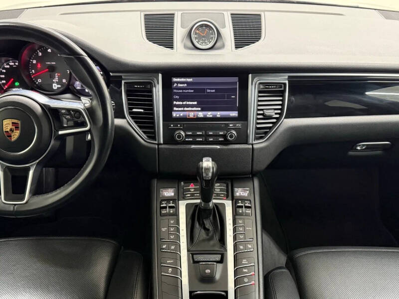 2018 Porsche Macan S