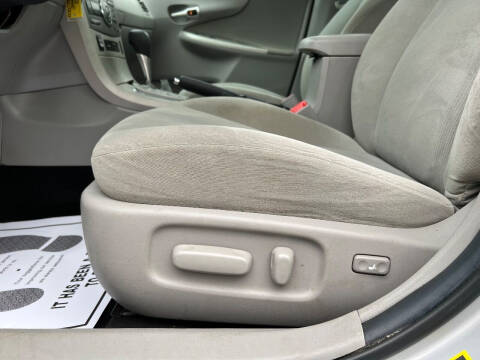 2013 Toyota Corolla LE