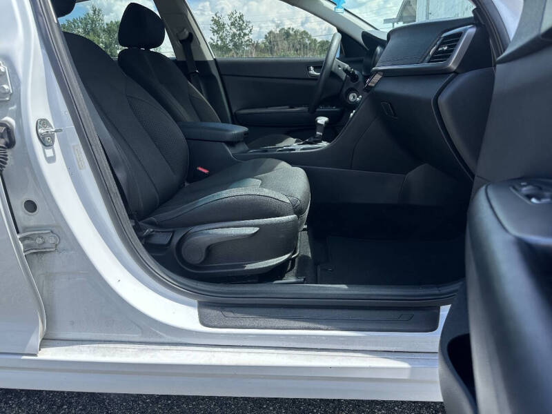 2017 Kia Optima LX