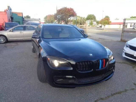 2012 BMW 7 Series 740Li