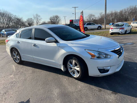 2015 Nissan Altima for sale at Loyola Automotive Group Inc in Valparaiso IN