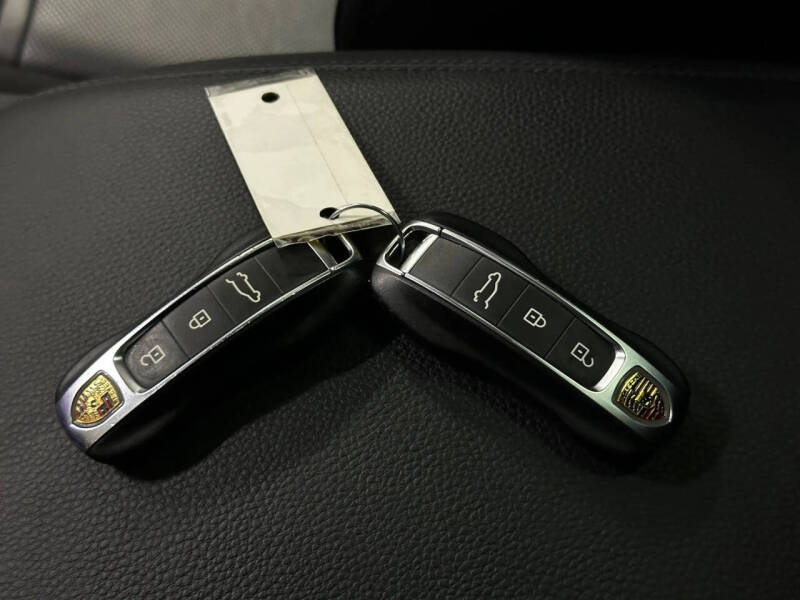 2023 Porsche Cayenne