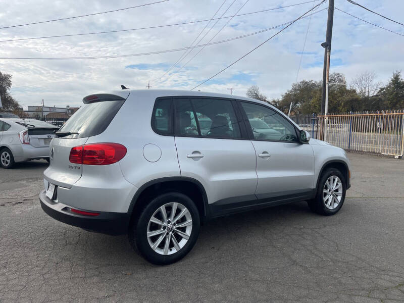2014 Volkswagen Tiguan SE