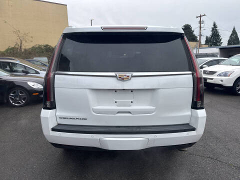 2016 Cadillac Escalade Platinum