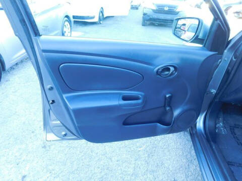 2016 Nissan Versa 1.6 S