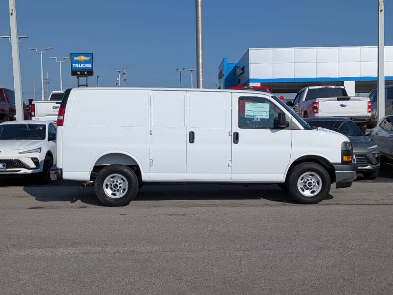 2026 GMC Savana 3500