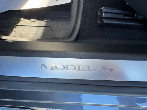 2015 Tesla Model S 85D