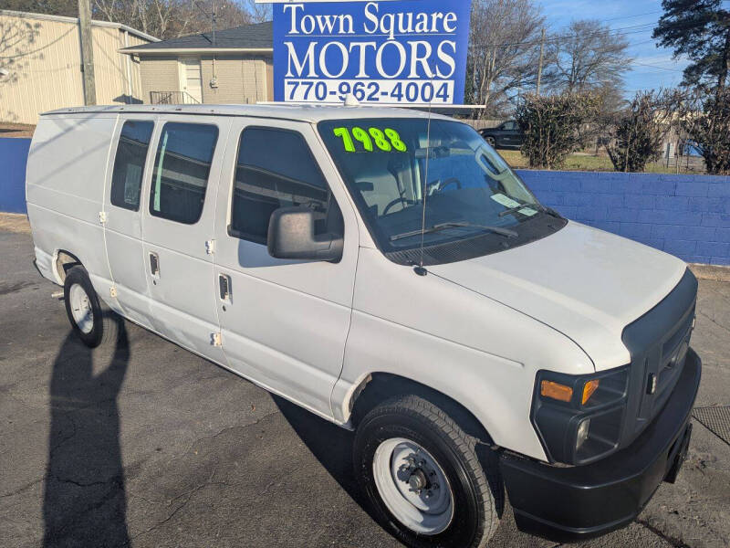 2014 Ford E-Series Econoline Van Commercial's photo