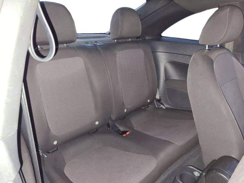 2014 Volkswagen Beetle 1.8T Entry PZEV