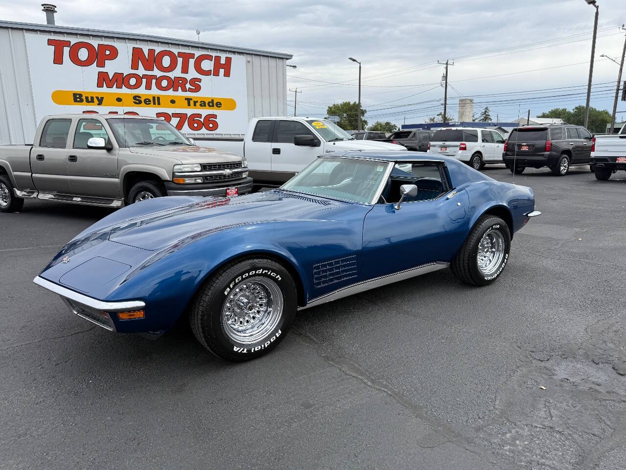 Blue 1972 Chevrolet Corvette 1