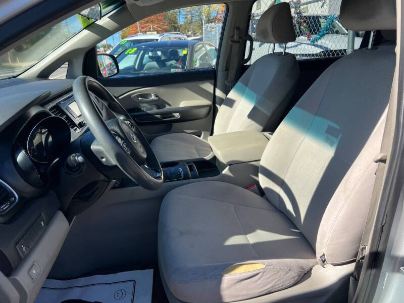 2016 Kia Sedona LX