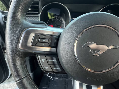 2015 Ford Mustang V6